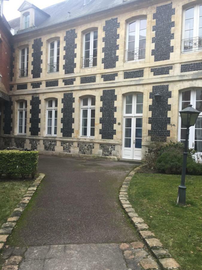 Appartement Le Phare Honfleur Exterior foto